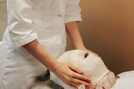 ANTI-AGING treatment with a plaster mask
